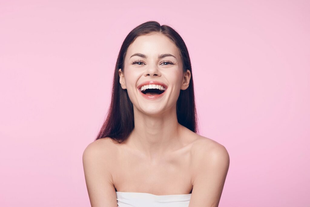 close small tooth gaps without braces with cosmetic dentist hoover